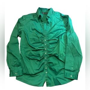 New York and Company green long sleeve button down shirt